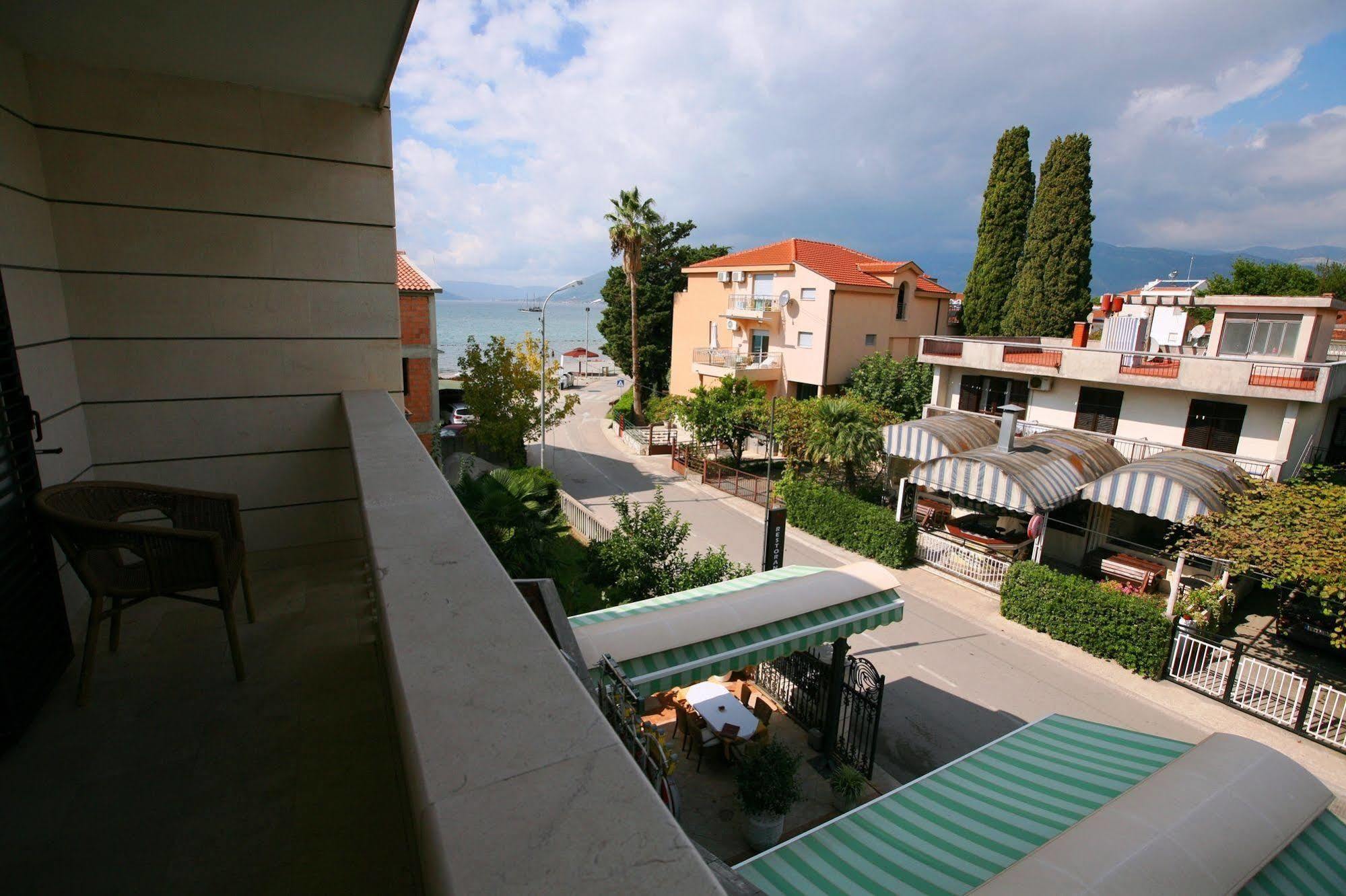 Boutique Hotel Villa Royal Тиват Экстерьер фото